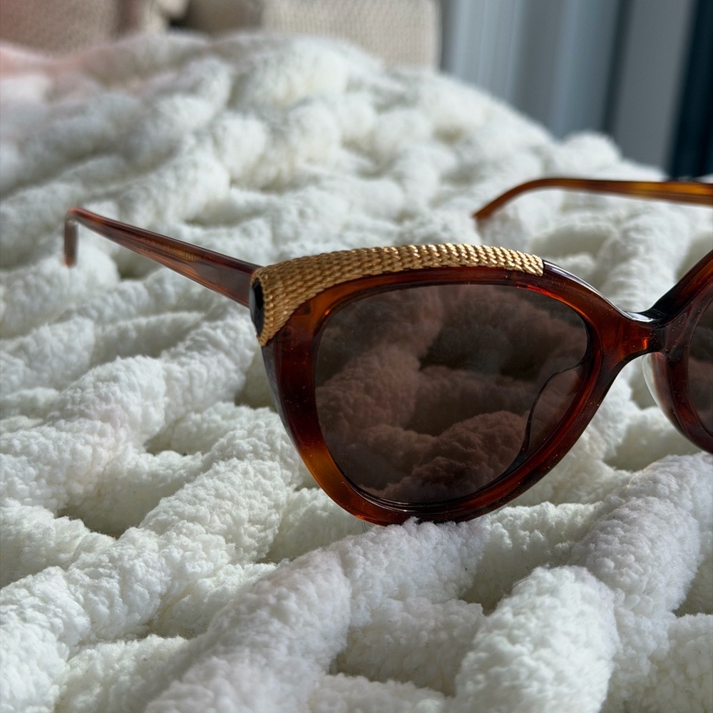 Designer Sunglasses - Picture 8 of 9